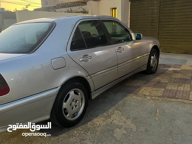 Used Mercedes Benz C-Class in Amman