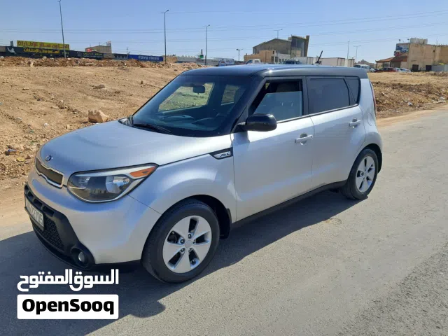 2016 كيا سول LX