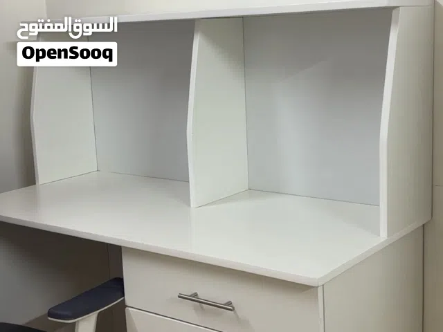 طاولة مذاكره