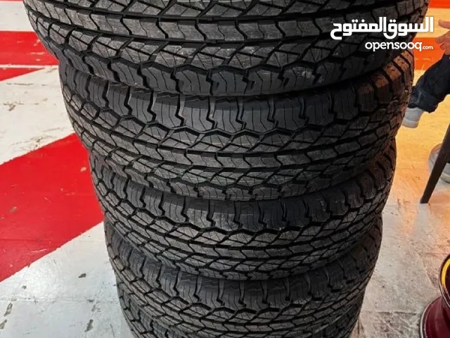 متوفر  تواير استعمال خفيف لجميع أنواع السيارات. لدينا ايضن بيع رنقات لجميع انواع السيارات حدين او