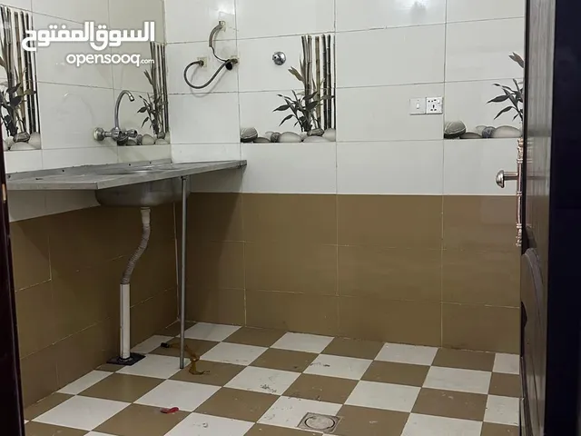6 ft 3 Bedrooms Apartments for Rent in Sana'a Moein District