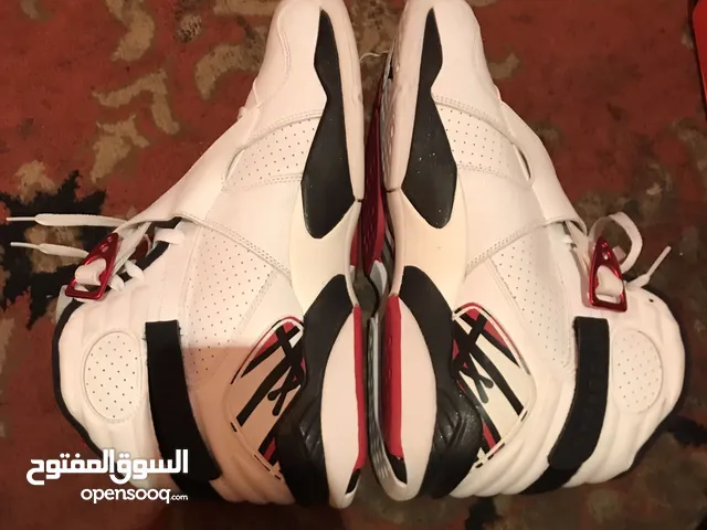 47 Sport Shoes in Tripoli