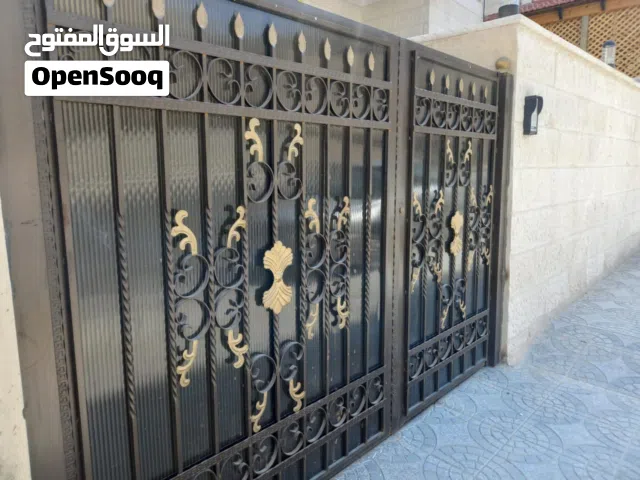 149 m2 3 Bedrooms Apartments for Sale in Zarqa Al Zarqa Al Jadeedeh