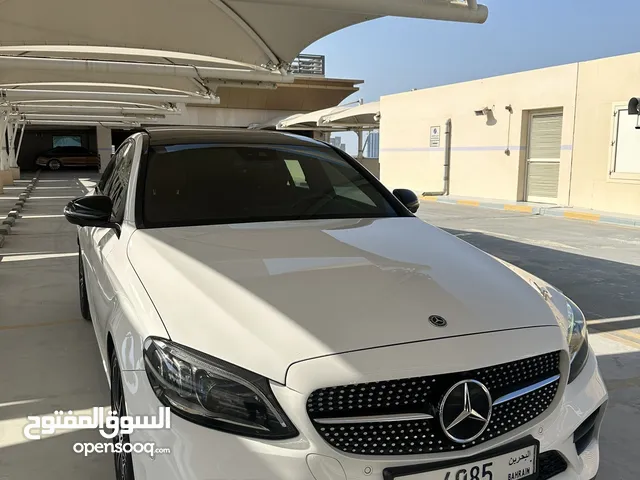 MERCEDES C200 AMG UNDER WARRANTY