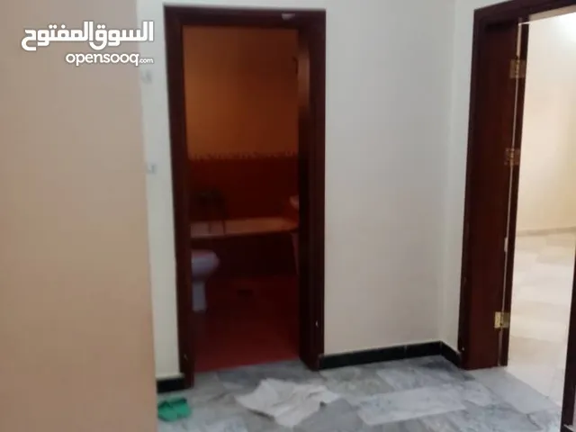200m2 More than 6 bedrooms Apartments for Rent in Tripoli Al-Nofliyen
