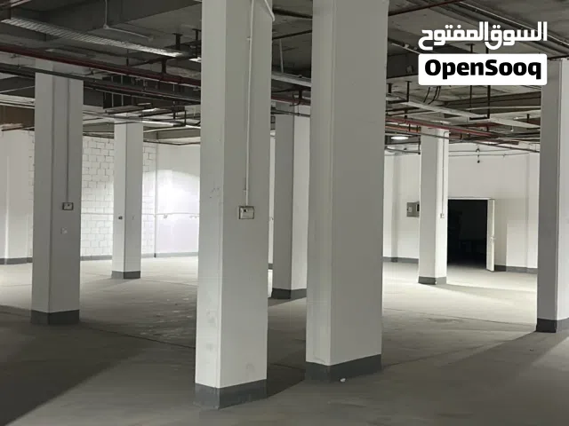 Full building in shuikh industrial for rent