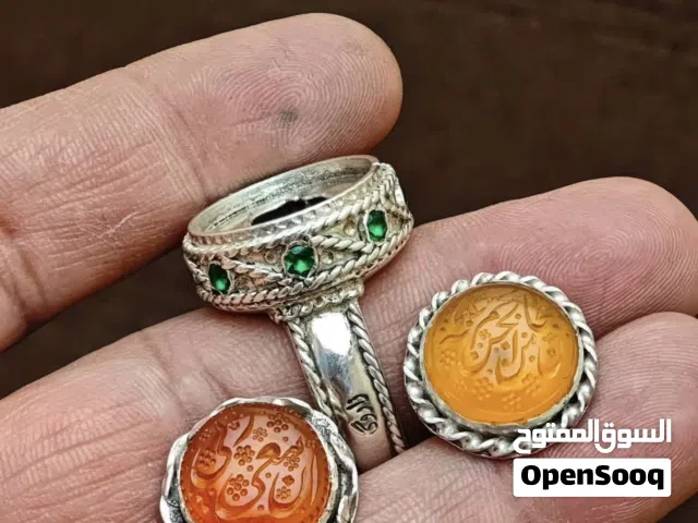 خاتم من الطراز الثقيل القطعه الوحيده في العراق