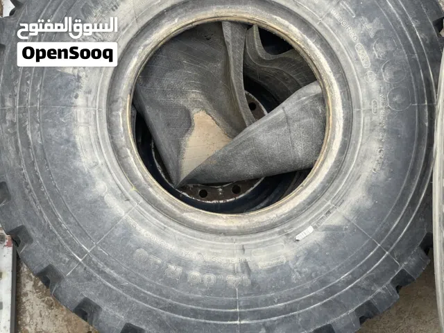 MICHELIN 14 R20 and Continental 14 R20