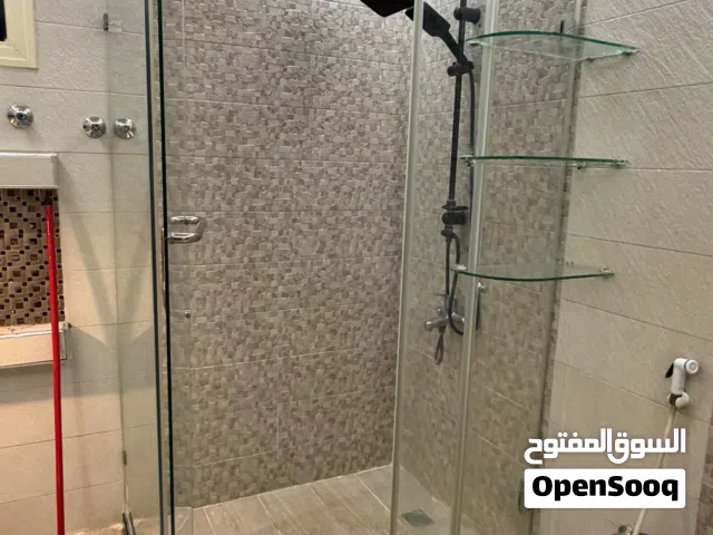 للبيع شاور بوكس