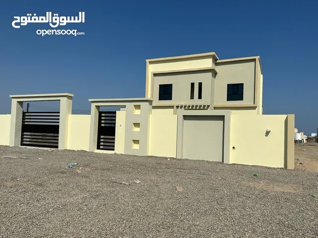 300m2 5 Bedrooms Townhouse for Sale in Al Batinah Al Khaboura