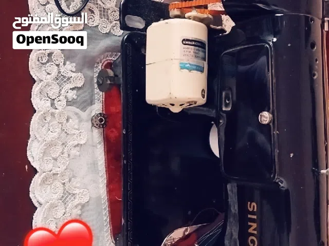 مكينة خياطه نوع Singer (سينجر)موديل السبعينات