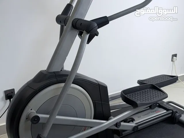 إليبتيكال (Elliptical Trainer) من شركة Pro-Form،  Pro-Form Endurance 520E