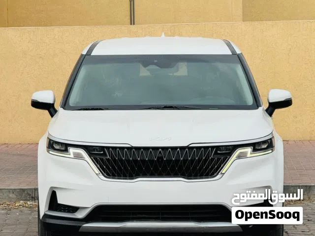 2024 Kia Carnival LX