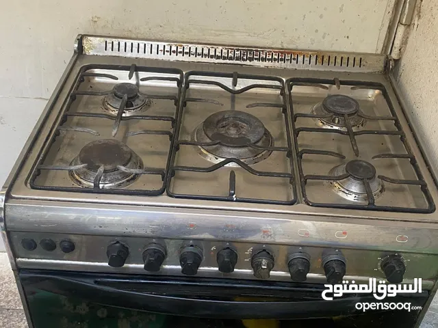 السلام عليكم : طباخ مستعمل نضيف مثل ما بصوره عل فحص
