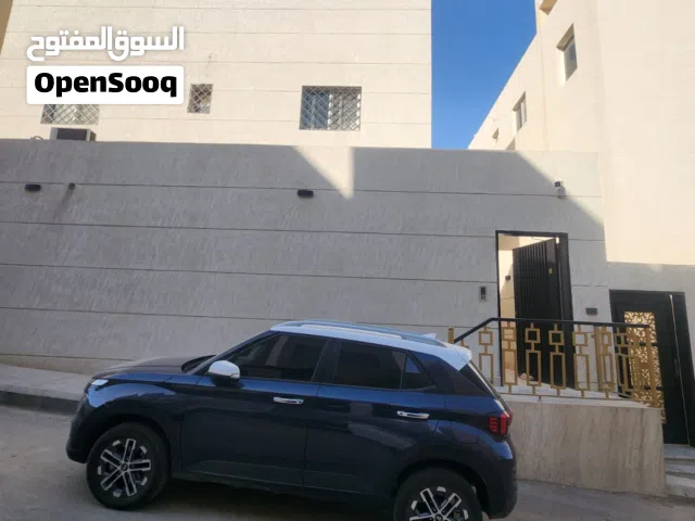200 m2 2 Bedrooms Apartments for Rent in Al Riyadh An Narjis