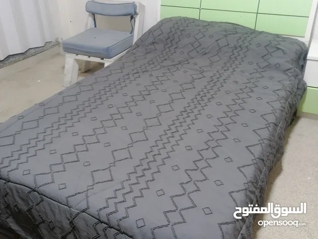 تختين مفرد و نص للبيع بسعر طري