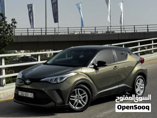 2021 Toyota C-HR LE
