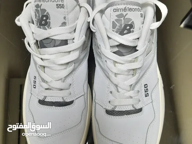 44 Sport Shoes in Amman