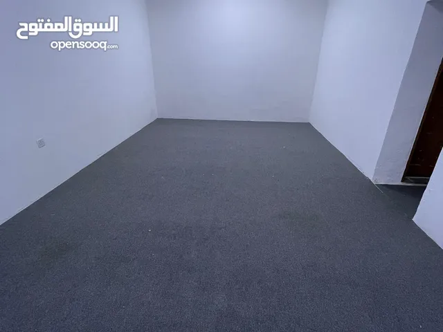 بيت للإيجار في الوكرة قرب مستشفى الوكرة For rent near Alwakra hospital