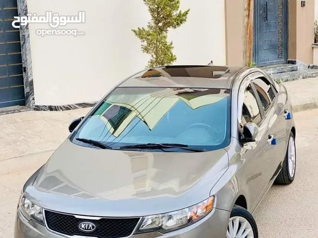 Used Kia Cerato in Tripoli