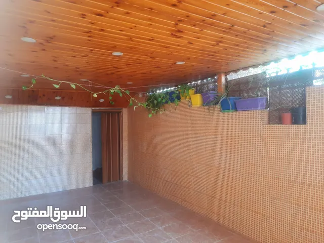 170 m2 4 Bedrooms Apartments for Sale in Zarqa Al Zarqa Al Jadeedeh