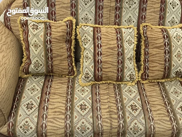 اثاث صالون شبه جديد كامل