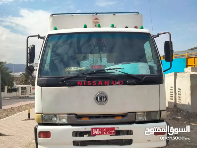 For sale 10ton truck UD NISSAN