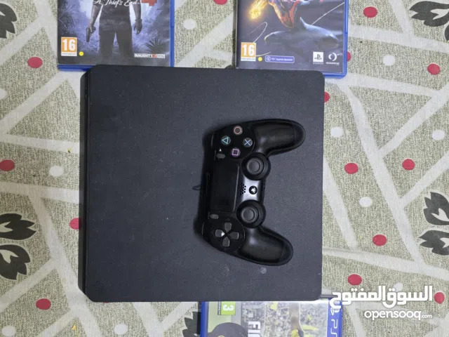 NEW condition PS4 with 2 controllers and 3 games