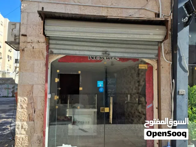 محل تجاري للايجار مع خلو مساحه 72 متر في سوق السلطان