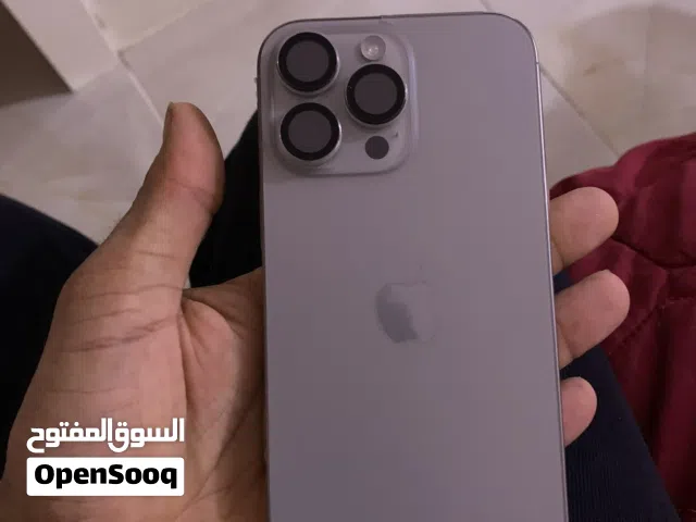 جوال ايفون 16بر مكس ذاكره 256لون رمادي اخو الجديد استخدام 5شهور مواصفات سعودي