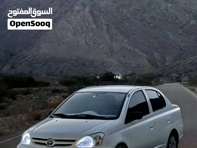 2004 تويوتا اكو Base