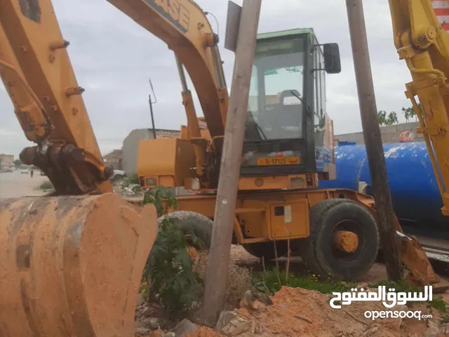 2001 Tracked Excavator Construction Equipments in Tripoli