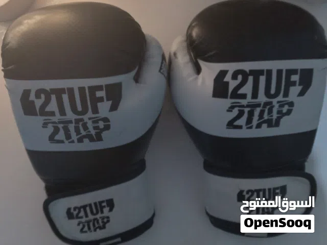 قفازات ملاكمة 2 Tuff 2 Tap مقاس 8 أونصة – بجودة عالية وتبطين داخلي مريح وقوي، مثالية للتدريب والمبار