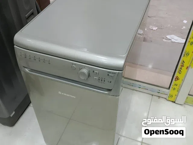 غساله اطباق اريستون 10 فرد  7 برنامج 2 رشاش 2رف كسر زيرو انتاج 22 ضمان سيريال