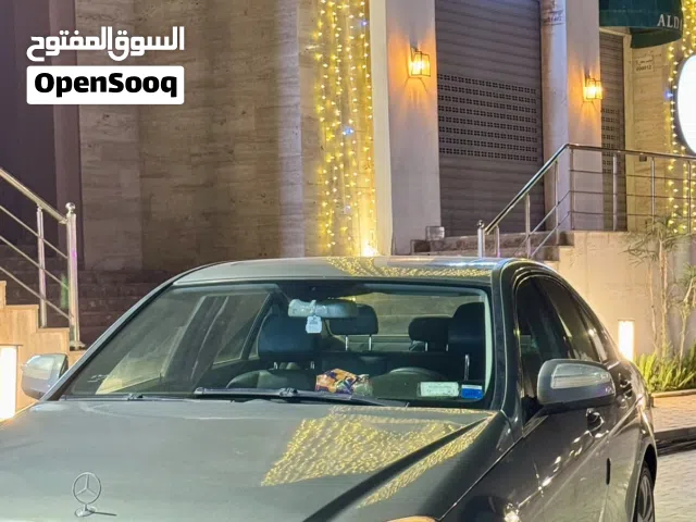 Mercedes Benz C300