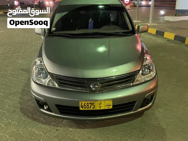 2010 نيسان فيرسا SV