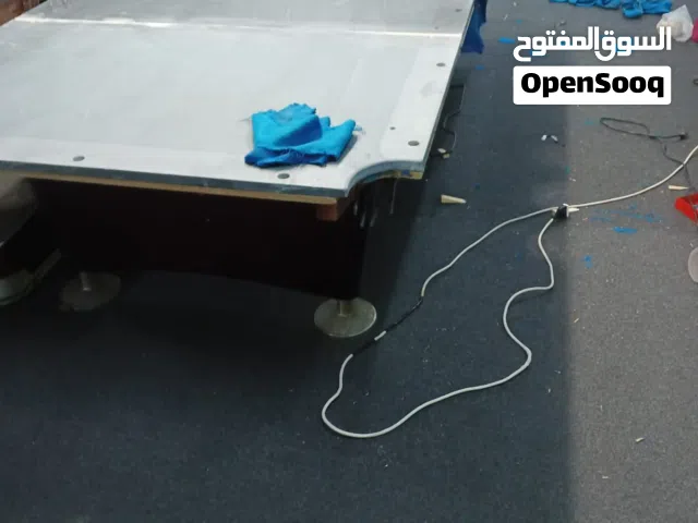 خدمة تنجيد وتغيير فرش طاولات البلياردو والسنوكر