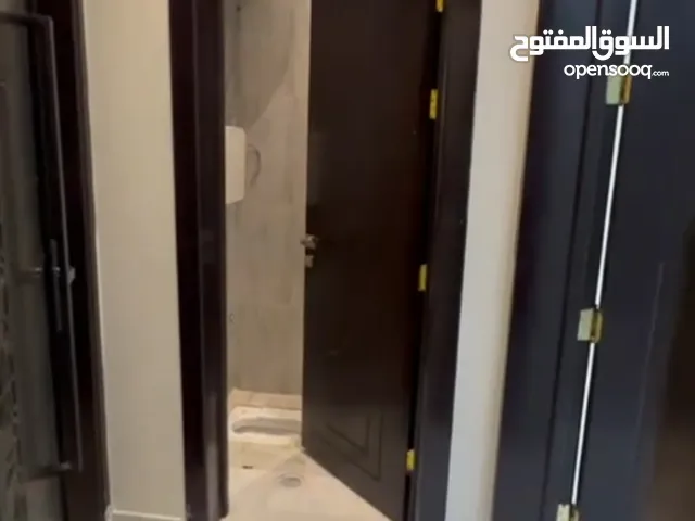 156 m2 4 Bedrooms Apartments for Rent in Al Riyadh Al Mahdiyah