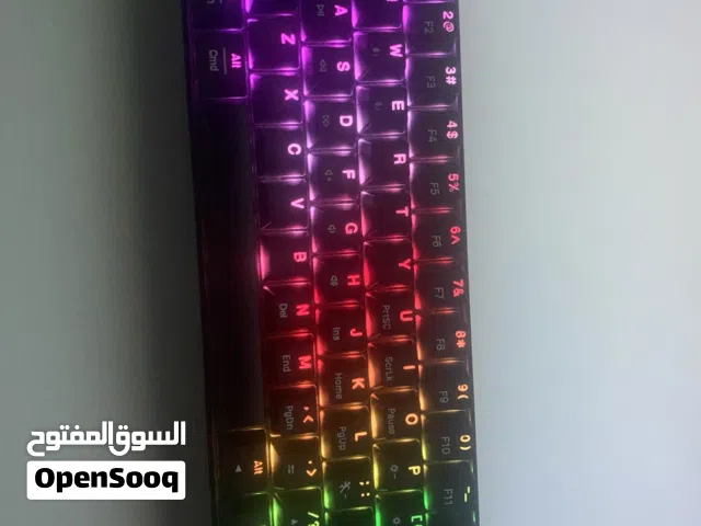 كيبورد ميكانيكي جيمنج 60% RGB يدعم ماك وويندوز - بحالة ممتازة قابل للتفاوض
