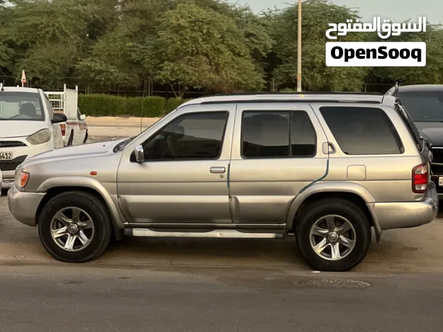 2004 نيسان باثفايندر S