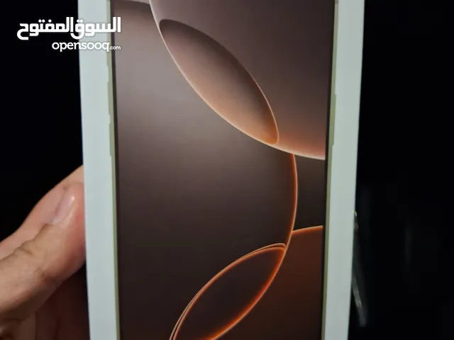 Apple iPhone 16 Pro Max 256 GB in Al Riyadh