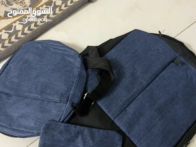 شنطة مدرسة او السفر ورحلات طقم فقط