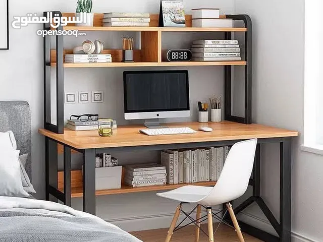 مكتب واحد يجمع بين الأناقة والعملية راحتك من مكتب منزلي متعدد الاستخدامات مثالي المدارس والجامعات.