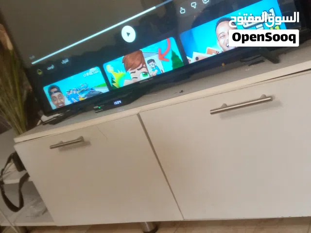 طاولة تلفزيون ما فيها ولا خدش