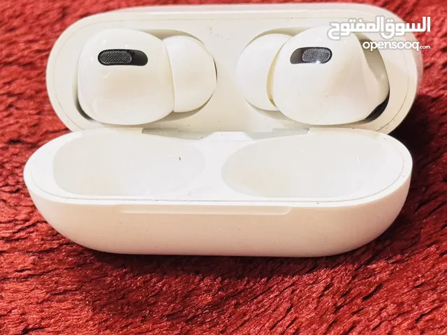 AirPods Pro الجيل الأول