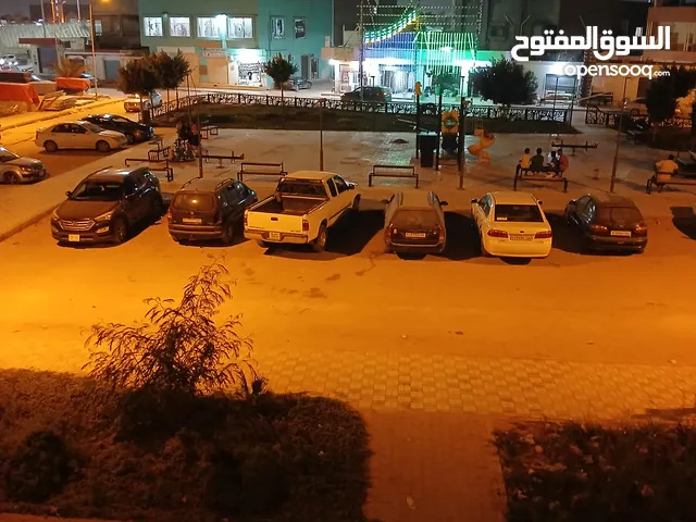 شقة للإيجار بوهديمة ثاني عمارة من الرئيسي