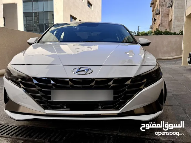 Used Hyundai Avante in Amman