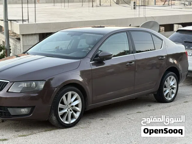 2015 سكودا اوكتافيا Standard
