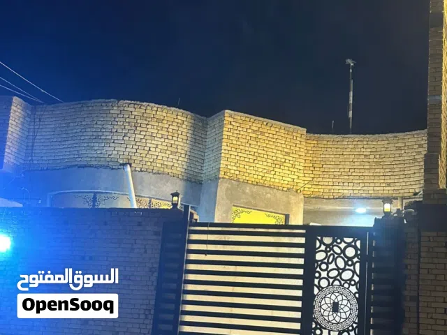 200 m2 3 Bedrooms Townhouse for Sale in Basra Al Fonjaniya