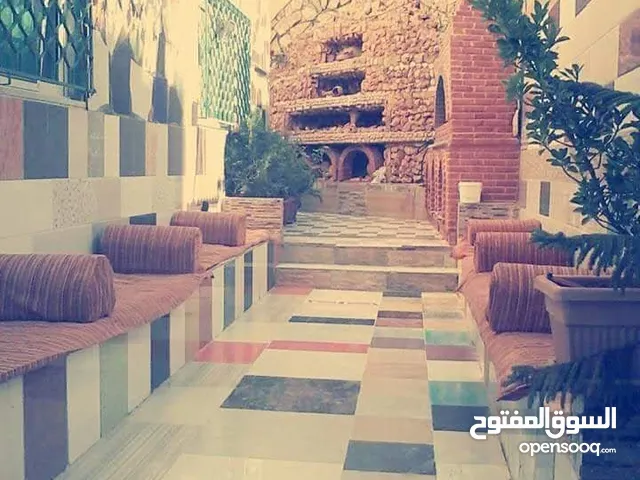 111111 m2 4 Bedrooms Apartments for Rent in Zarqa Al Zawahra